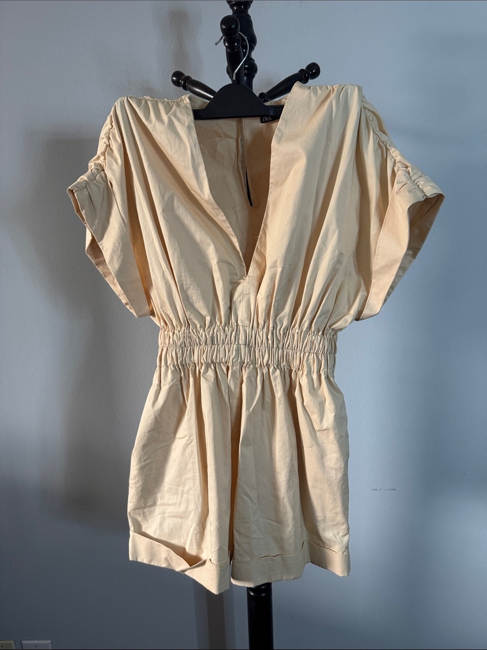 Zara Cream V-Neck Elastic-Waist Romper 6.T
